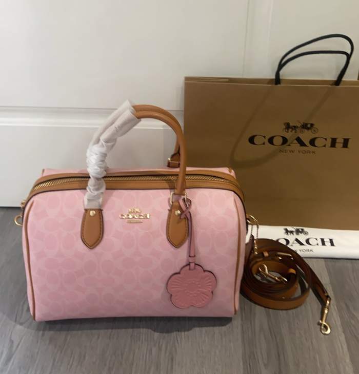 Picture of Coach Handbags _SKUfw233328899fw
